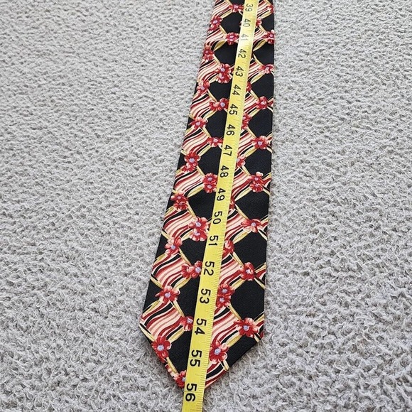 Hugo Boss Necktie Mens 56"L Black Floral Pattern Silk made in Italy Quiet Luxury - Picture 10 of 12